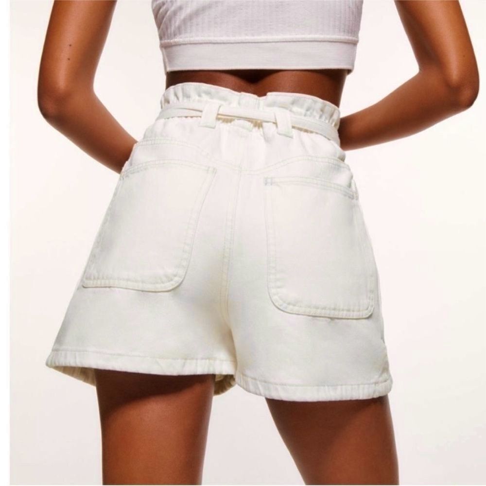 Zara Denim Shorts Patch Pocket Paper Bag Bermuda Mom Jean White High Rise Sz 2
